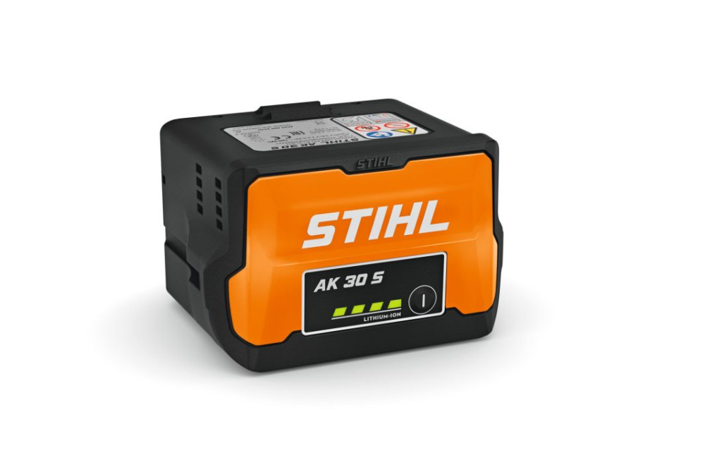 AK 30 S Stihl akkumulátor|3-4 M.NAPOS SZÁLLÍTÁS 25-03