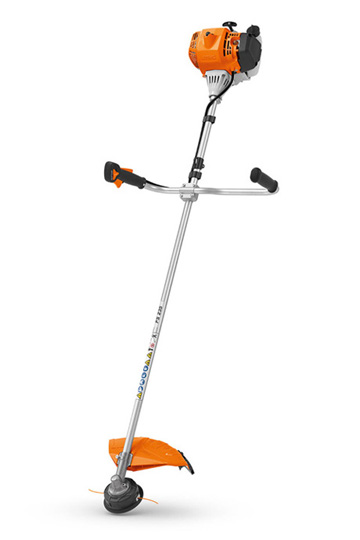 FS 235 BENZINMOTOROS FŰKASZA|3-4 M.NAPOS SZÁLLÍTÁS 25-03